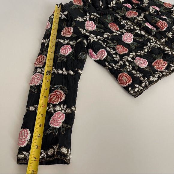 Vintage 100% silk heavily beaded rose jacket hook eye closure fully lined Size M - Picture 12 of 16